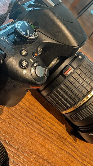 Spiegelreflex Kamera Nikon D5100 mit Zubehör  Bild 4