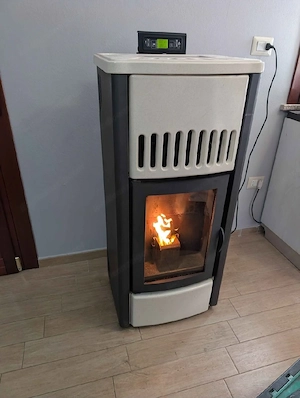 11,5 kW Palladio Austria Pellet-Kaminofen für den Abluftkanal Bild 4