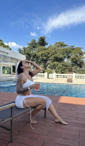 Neue Escort-Girls mit Full-Service  Die Königin des Analsex Bild 3