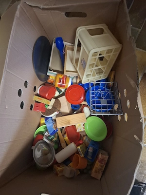Kaufladen mit Zubehör  Bild 2