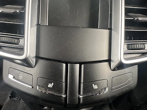 Porsche Cayenne Platinum Bild 9