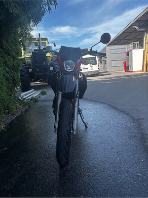 RIEJU MRT 50 E5   Kleinkraftrad, wie neu Bild 2
