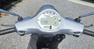 Vespa LX50 Bild 2