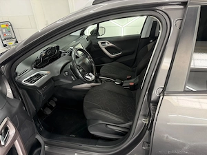 Peugeot 2008 Active Bild 9