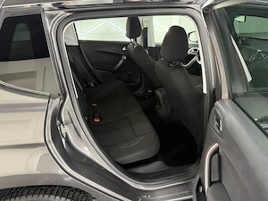 Peugeot 2008 Active Bild 10