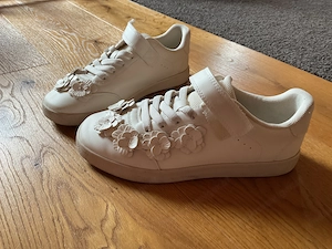 Elegante Kinderschuhe von H&M  Bild 2