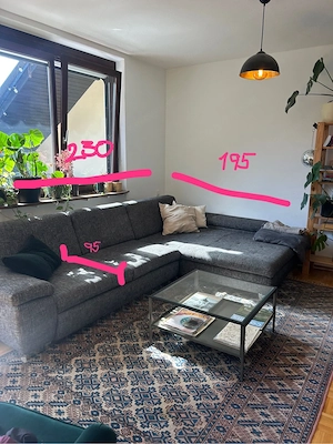 Großes Sofa mit Schlaffunktion Bild 2