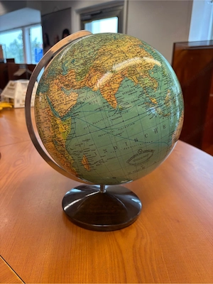 Vintage Globus aus den 1980er-Jahren Bild 3