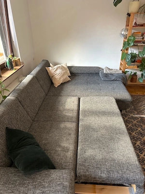 Großes Sofa mit Schlaffunktion Bild 5