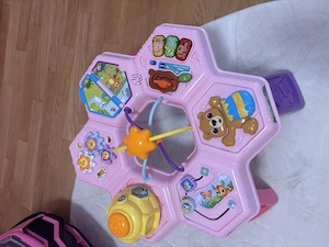 Spieltisch mit Musik