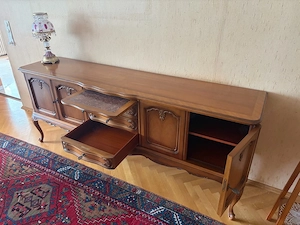 Englisches Buffet, Sideboard, Kasten Bild 2