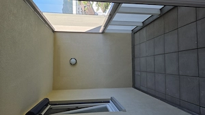 Geräumige Wohnung mit Tiefgarage, Terrasse, Loggia, Abstellraum, Keller und Fahrradabstellraum Bild 4