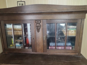 Antike Kommode mit geschliffenen Facettenglas Bild 5