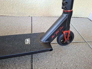 NKD Mono Stunt Scooter Bild 2