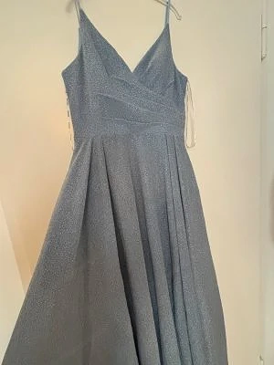 Elegantes Abendkleid   nur 1x getragen
