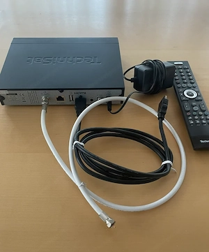TechniSat TechniStar S5 Sat Receiver HD mit Fernbedienung und Kabeln Bild 3