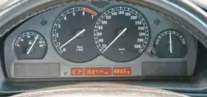 BMW 850 Bild 14
