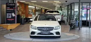 Mercedes-Benz C 300 Bild 2