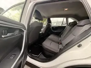 Toyota RAV4 Bild 8