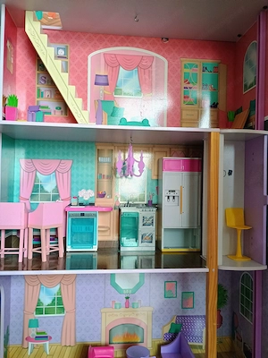 Riesen Barbiehaus Bild 2