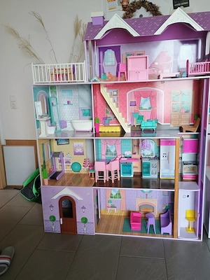 Riesen Barbiehaus