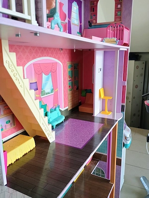 Riesen Barbiehaus Bild 3