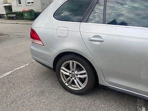 VW Golf Variant TDI 2.0 Bild 8