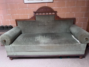 Antiquität Sofa   Diwan 