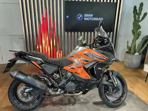 KTM 1290 Super Adventure S Viel Zubehör Bild 2