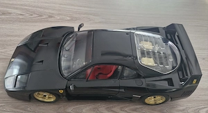 Pocher Ferrari F40 Modellauto 1:8 schwarz rot mit goldenen Felgen, Türen Hauben Bild 5