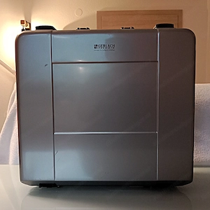 Fußpflege-Absauggerät Triton AT Micro mit Koffer von Gerlach Technik Bild 5