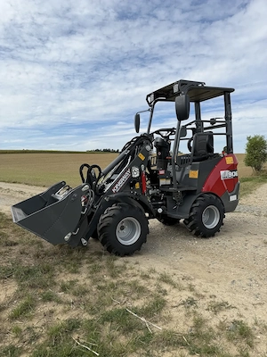 Radlader FARMER 906