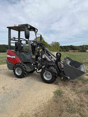 Radlader FARMER 906 Bild 8