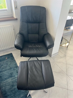2 Relaxsessel mit Hocker   wie neu   je 100     auch einzeln Bild 2