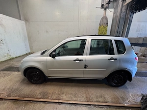 mazda  export Bild 2