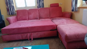 Couch mit Bettauszug zu verschenken Bild 2