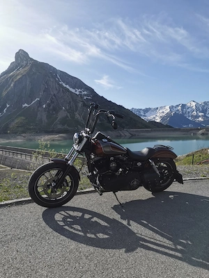 Harley-Davidson Dyna Street Bob (FXDB) | 5HD1 | Twin Cam 103 | Jekill & Hyde | Top Zustand! Bild 4