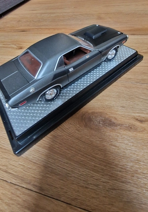 Verkaufe 1970er Dodge Challenger Modellauto Bild 6