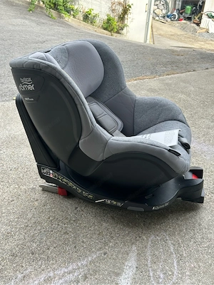 Kindersitz Britax Römer Dualfix M i-Size Bild 3