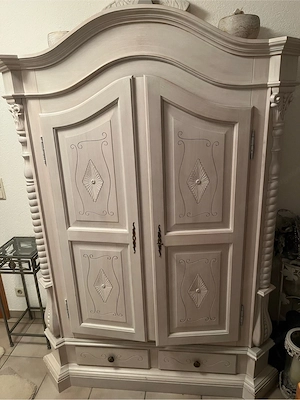 Massiver Kleiderschrank von Mobilbracco - italienische Möbelmanufaktur Bild 2