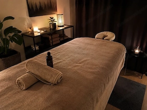 Sinnliche Ganzkörpermassage für Frauen   privat & entspannt und natürlich Diskret