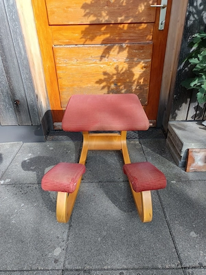 Stokke Kniestuhl Bild 2