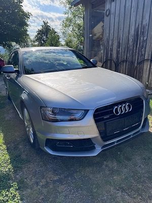 Audi A4 1,8 tfsi quattro sport