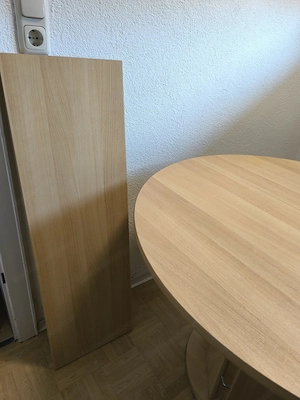 Tisch mit 5 Stühle  Bild 4