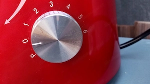 Klarstein Küchenmaschine, wenig gebraucht, daher in sehr gutem Zustand aus Nichtraucherhaushalt Bild 4
