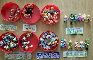 Ü-Ei Sammlung: 14 Komplettsätze (7 Zwerge, Happy Hippos, Yogi Bear u.v.m.) - sauber sortiert Bild 2