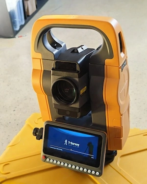 Hi-Target HTS-720 Totalstation Bild 2