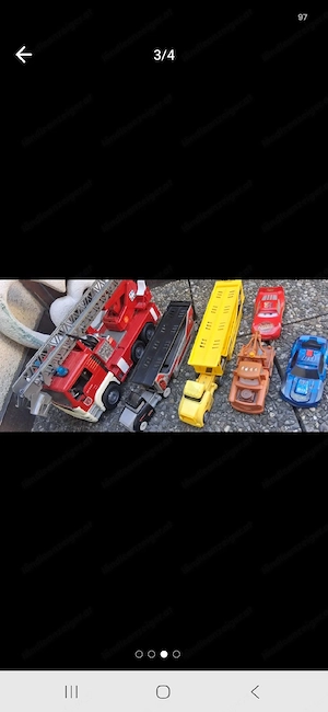 Spielzeug Autos Lkw Superhelden Figuren  Bild 2