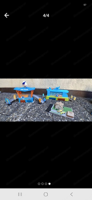 Spielzeug Autos Lkw Superhelden Figuren  Bild 3