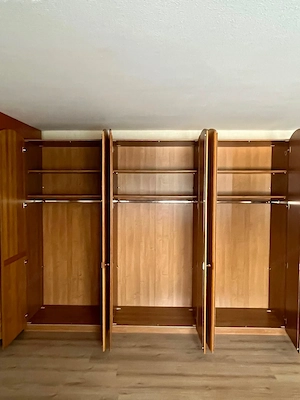 Schlafzimmermöbel Bild 6